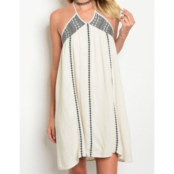 ILLA ILLA Dresses & Skirts - Illa Illa Skye Halter Tent Dress Crochet Coral MED